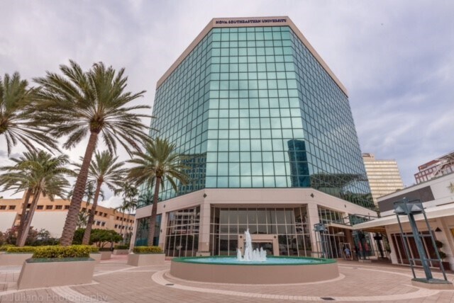 More Photos Of 200 S Andrews Ave, Fort Lauderdale Medical For Sale