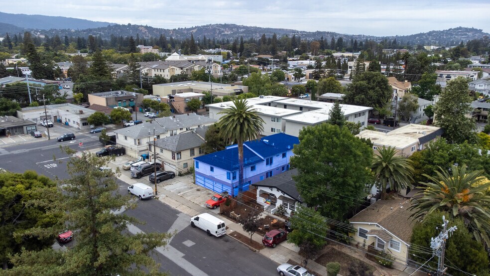 More Photos Of 217 Alden St, Redwood City Apartments For Sale