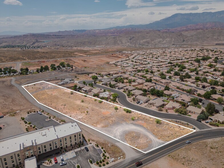 More Photos Of 2622 W 175 N, Hurricane Land For Sale