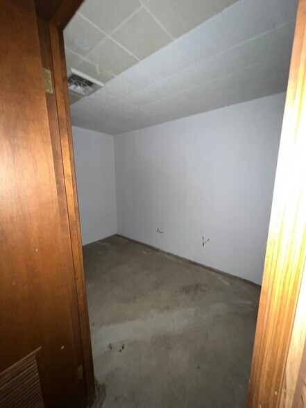 More Photos Of 10501 Station St, North Huntingdon Loft Creative Space For Sale