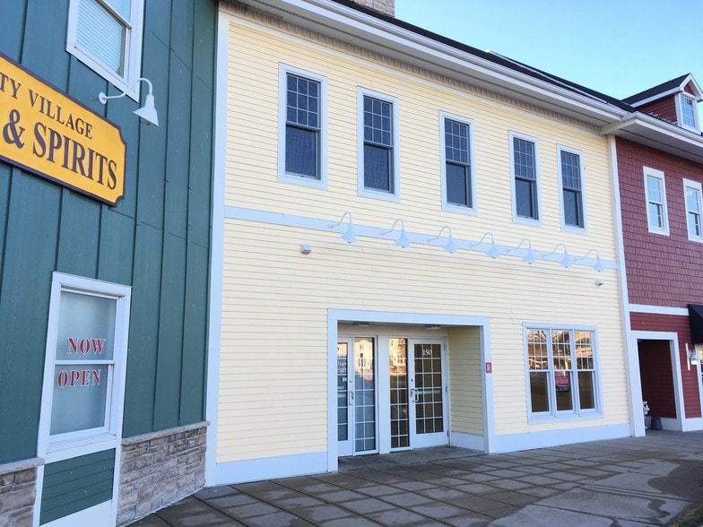 More Photos Of 105 New England Pl, Stillwater Storefront Retail Office For Lease