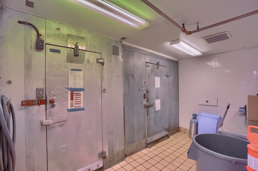More Photos Of 634 Camp Horne Rd, Pittsburgh General Retail For Sale