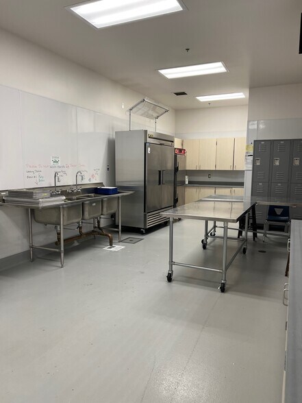 More Photos Of 537-539 E Weddell Dr, Sunnyvale Schools For Sale