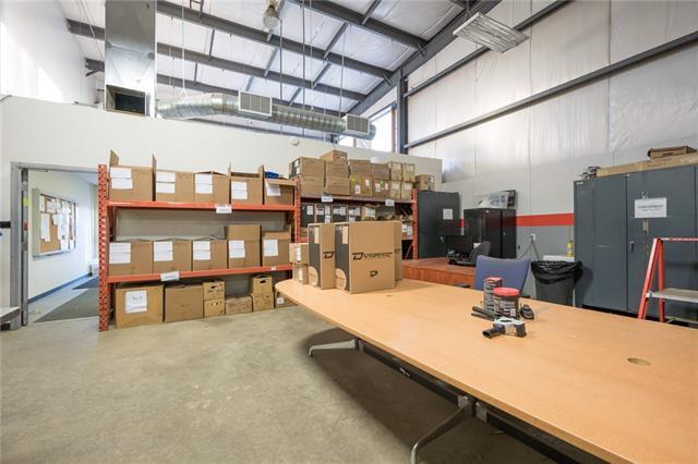 More Photos Of 380 Mackenzie Blvd, Fort McMurray Warehouse For Lease