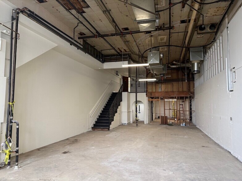 More Photos Of 441-445 Emerson St, Palo Alto Apartments For Lease
