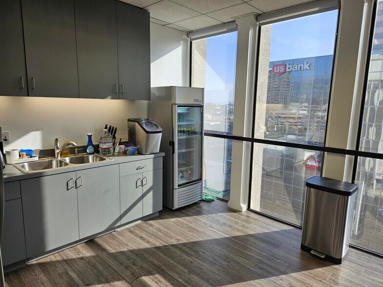 More Photos Of 620 N Brand Blvd, Glendale Office For Lease