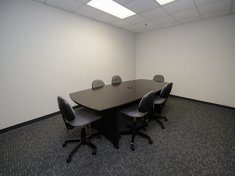 More Photos Of 5005 S 153rd St, Omaha Office For Sale