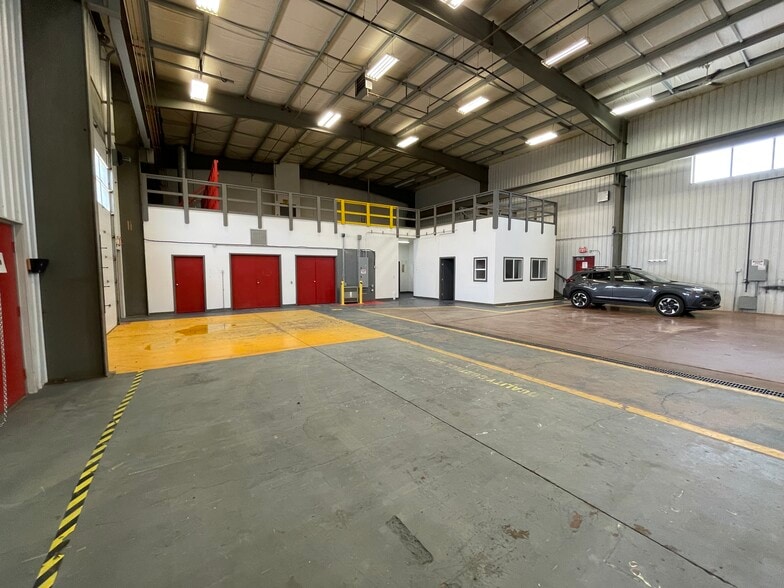 More Photos Of 7756 Edgar Industrial Way, Red Deer Warehouse For Sale