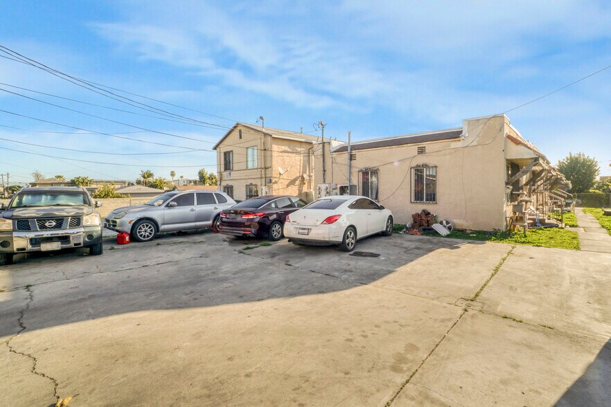 More Photos Of 11143 Van Buren Ave, Los Angeles Apartments For Sale