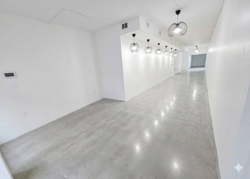 More Photos Of 2409-2411 41st Ave, Long Island City Office For Lease
