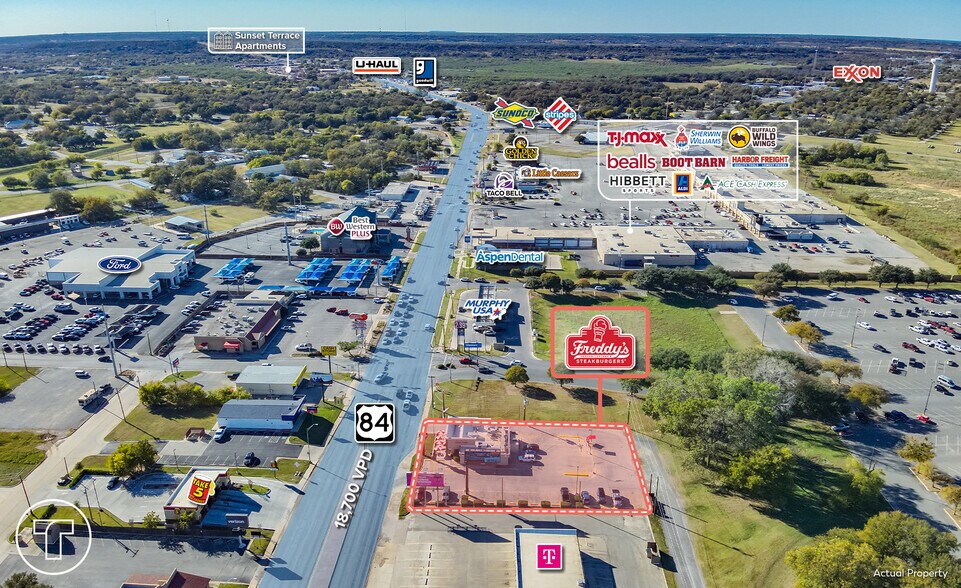 More Photos Of 305 W Commerce St, Brownwood Fast Food For Sale