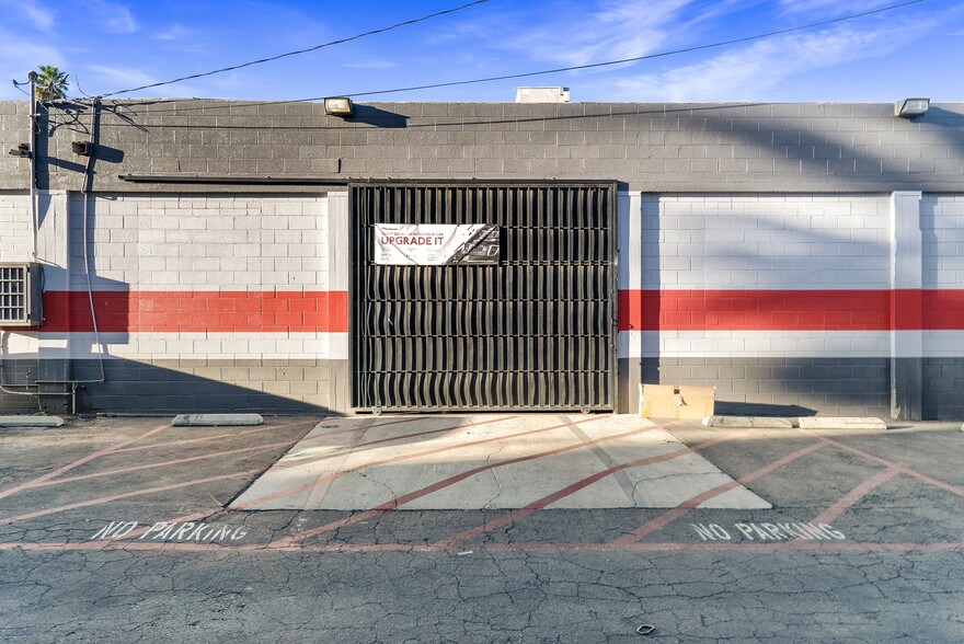 More Photos Of 10555 Magnolia Ave, Riverside Freestanding For Sale