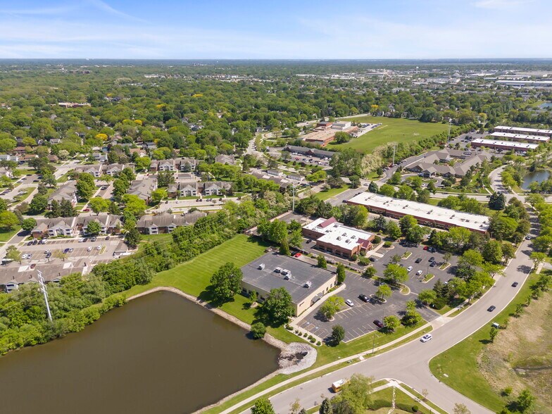 More Photos Of 1488 Bond St, Naperville Office For Sale