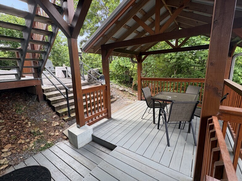 More Photos Of 433 Red Hawk Way, Gatlinburg Specialty For Sale
