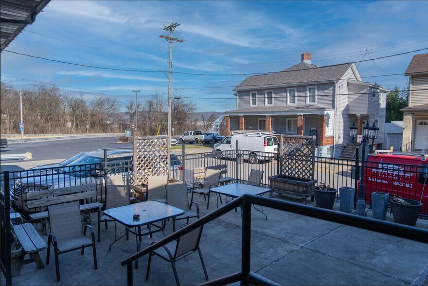 More Photos Of 1562 Island Ave, McKees Rocks Restaurant For Sale