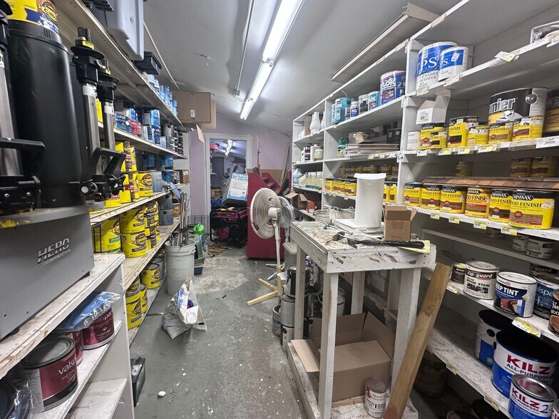 More Photos Of 8925 S Kasson St, Cedar General Retail For Sale