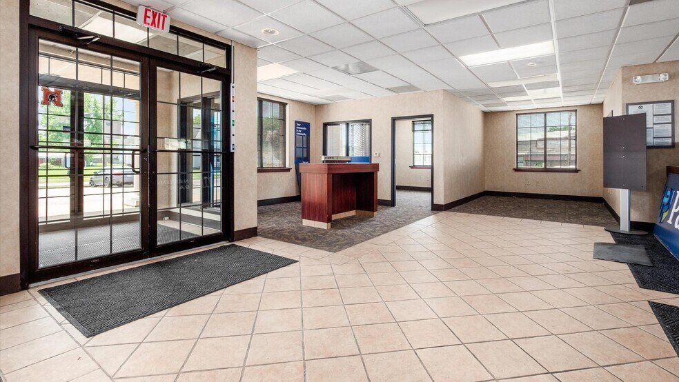 More Photos Of 220 E State St, Newcomerstown Bank For Sale