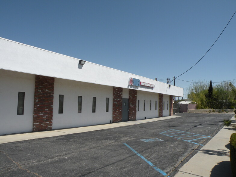 More Photos Of 3121 E Avenue I, Lancaster Freestanding For Sale