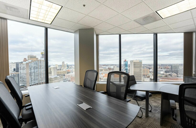 More Photos Of 600 Renaissance Ctr, Detroit Office For Lease