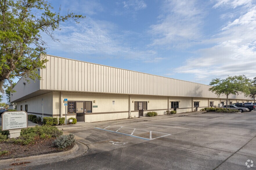 Primary Photo Of 100 Business Center Dr, Ormond Beach Flex For Lease
