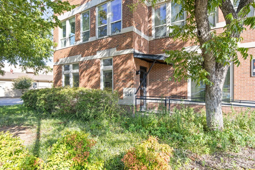 More Photos Of 814 Pennsylvania Ave, Fort Worth Loft Creative Space For Sale