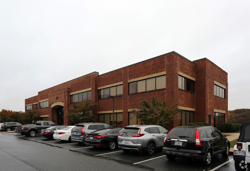 More Photos Of 115 Sallitt Dr, Stevensville Unknown For Lease