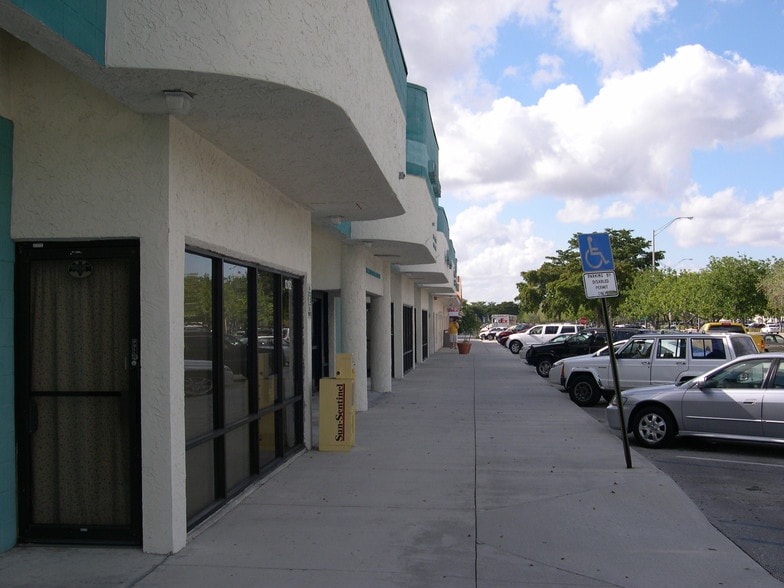 More Photos Of 10150-10180 W Sample Rd, Pompano Beach Unknown For Lease