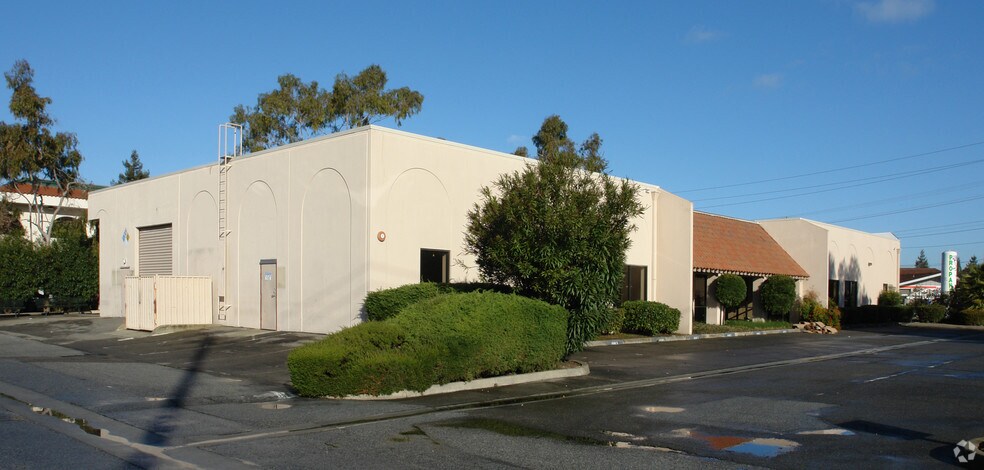 More Photos Of 2373 Oakland Rd, San Jose Warehouse For Lease
