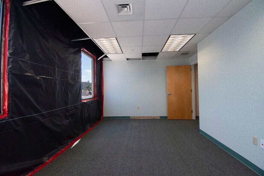 More Photos Of 2525 Harbor Blvd, Port Charlotte Medical For Lease