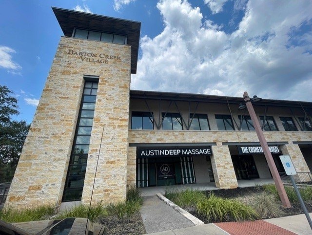 More Photos Of 2700 Barton Creek Blvd, Austin Unknown For Lease