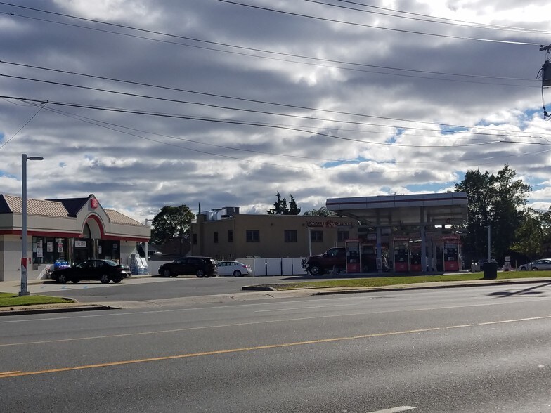 More Photos Of 34 Hempstead Tpke, Farmingdale General Retail For Sale