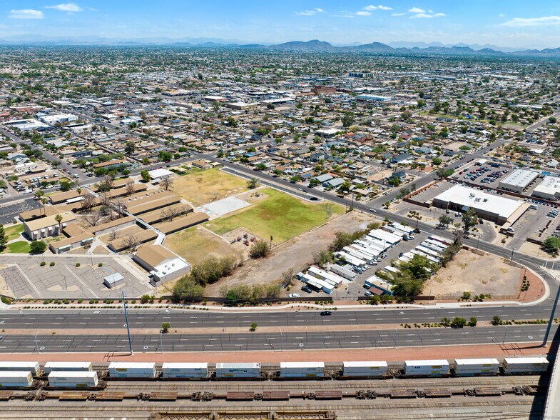 More Photos Of 5556 W Grand Ave, Glendale Land For Sale