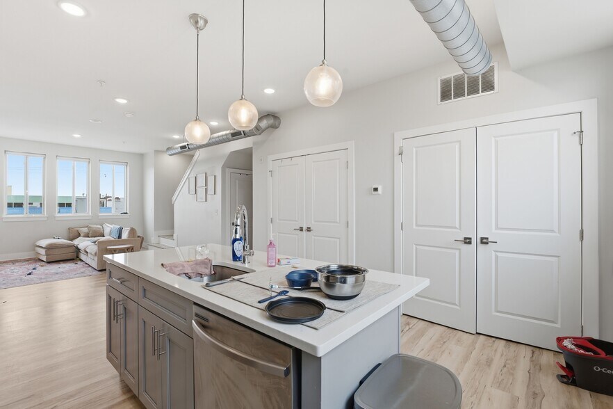 More Photos Of 121-127 W Cumberland St, Philadelphia Apartments For Sale