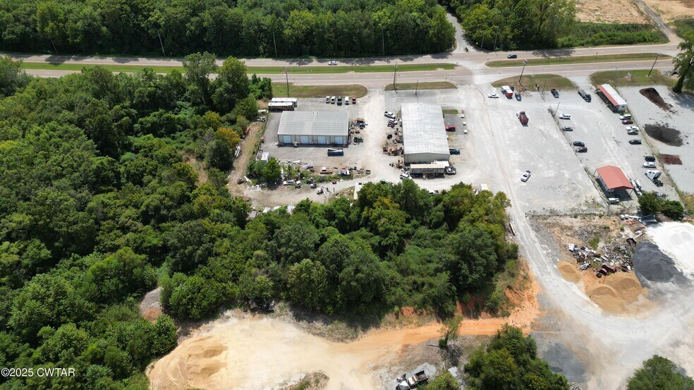 More Photos Of 875 Airways Blvd, Jackson Industrial For Sale