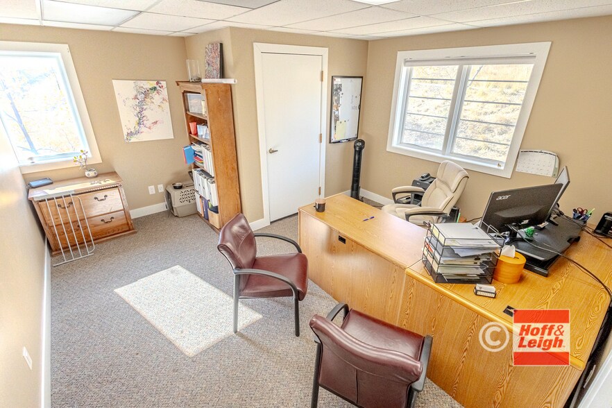 More Photos Of 2928 Straus Ln, Colorado Springs Office For Sale