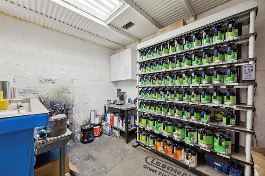 More Photos Of 100 Penn St, Lansdale Warehouse For Sale