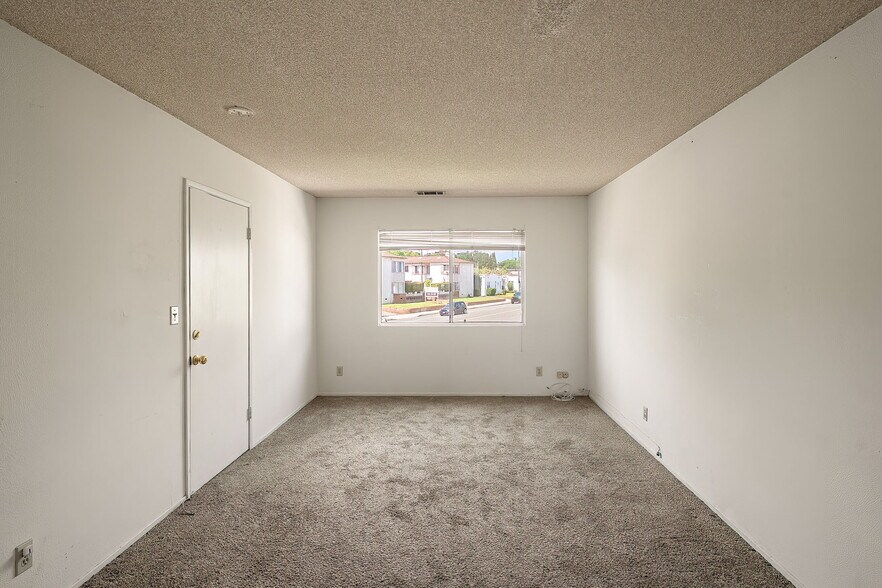 More Photos Of 104 N Atlantic Blvd, Alhambra Apartments For Sale