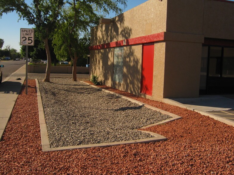 More Photos Of 4045 E McDowell Rd, Phoenix Office For Lease