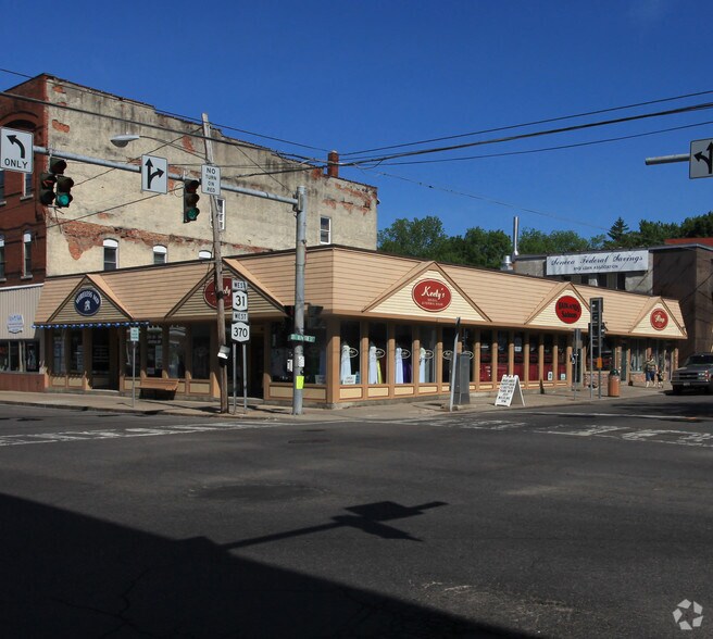 Primary Photo Of 33 Oswego St, Baldwinsville Storefront Retail Office For Lease