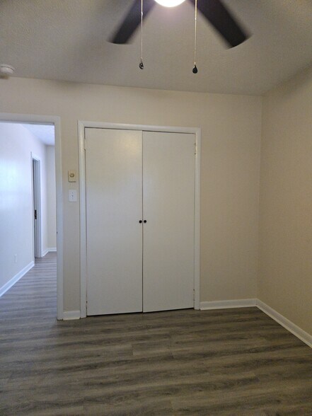 More Photos Of 4305 Rosehill Rd, Fayetteville Multifamily For Sale