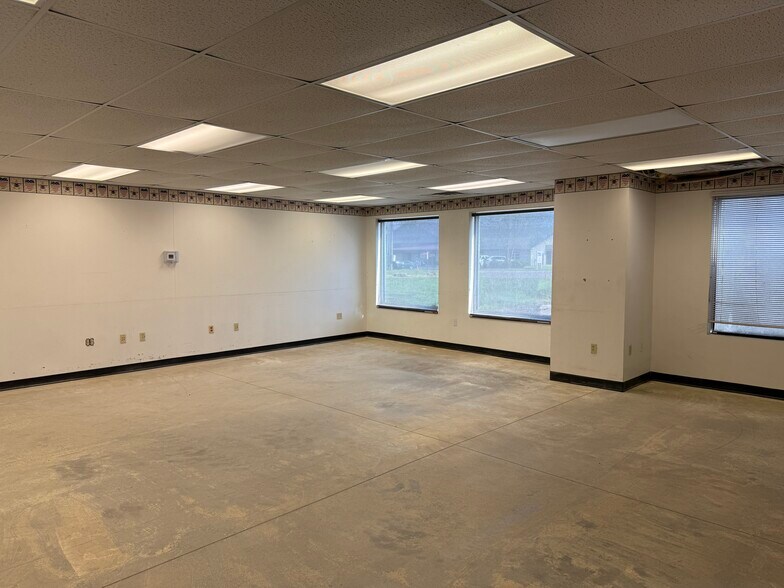 More Photos Of 1010 Brice St, Newark Warehouse For Sale