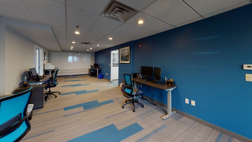 More Photos Of 100 E Seneca St, Manlius Office For Lease