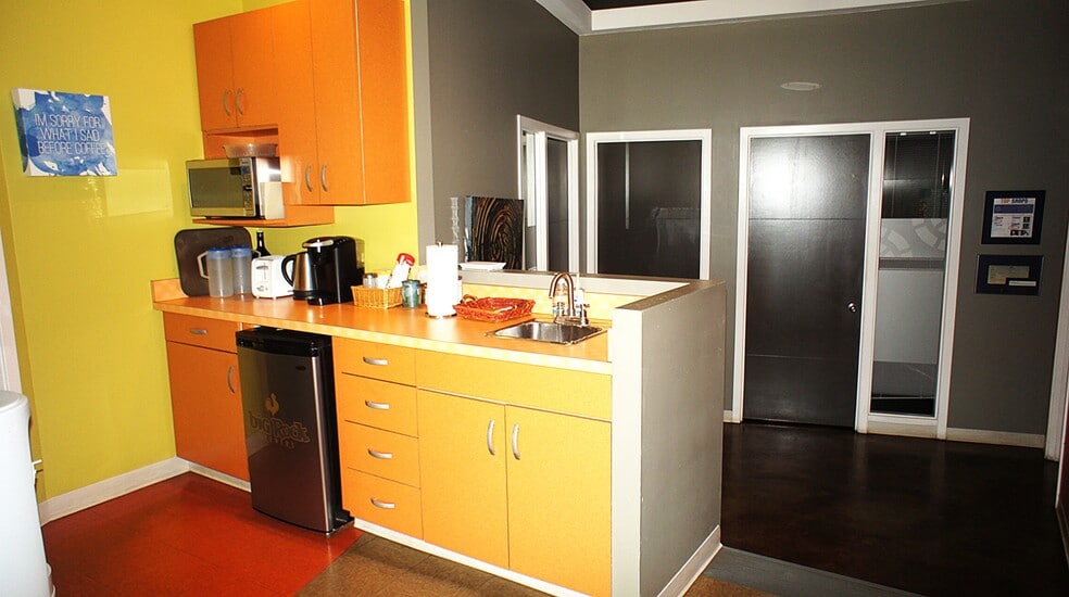 More Photos Of 7316 101 Ave NW, Edmonton Office For Sale