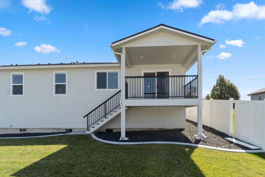 More Photos Of 1501 N Bell St, Spokane Valley Multifamily For Sale