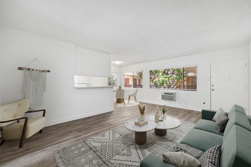 More Photos Of 1301 N Mansfield Ave, Los Angeles Apartments For Sale