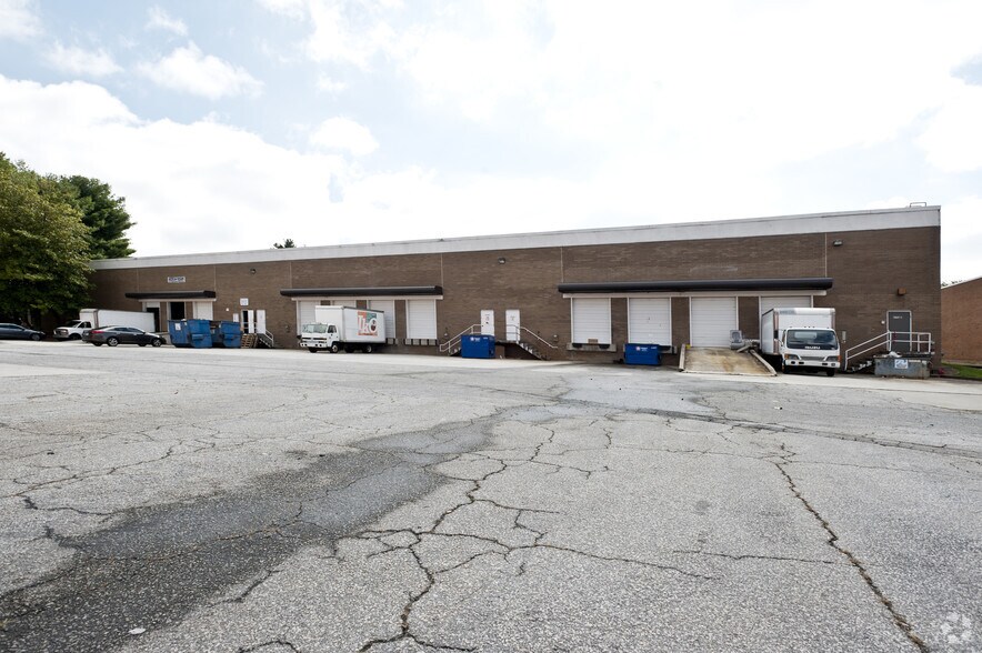 More Photos Of 6796 Jimmy Carter Blvd, Peachtree Corners Warehouse For Lease