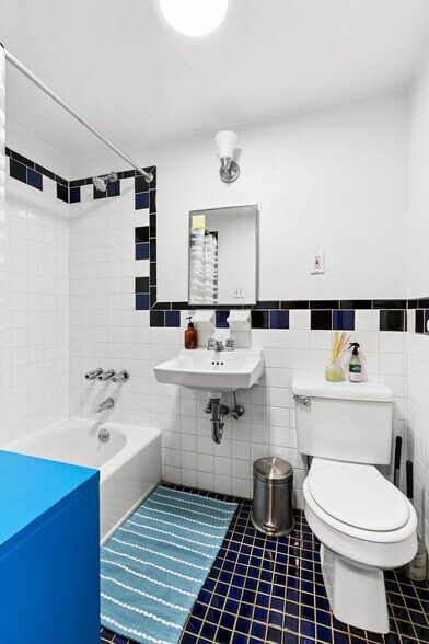 More Photos Of 10 Fort Greene Pl, Brooklyn Apartments For Sale