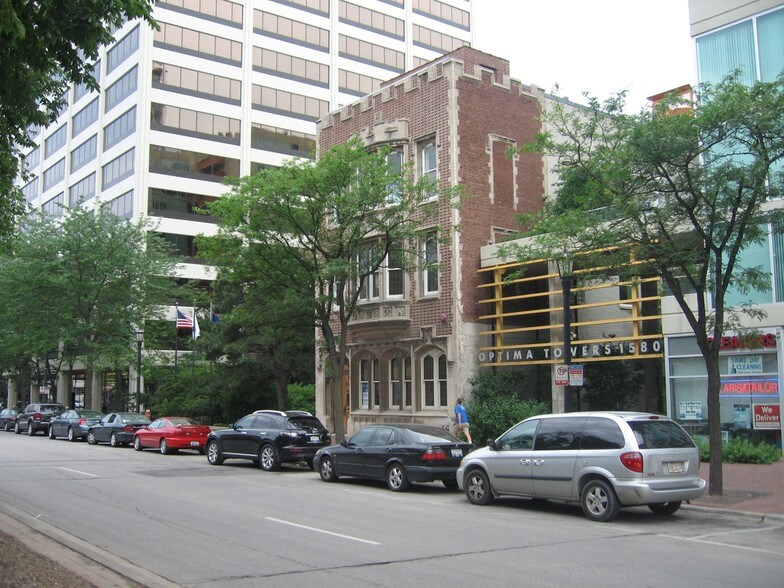 Primary Photo Of 1578 Sherman Ave, Evanston Office For Lease
