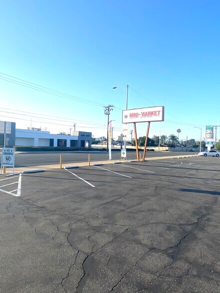 More Photos Of 1463 N Hollenbeck Ave, Covina Storefront Retail Office For Sale