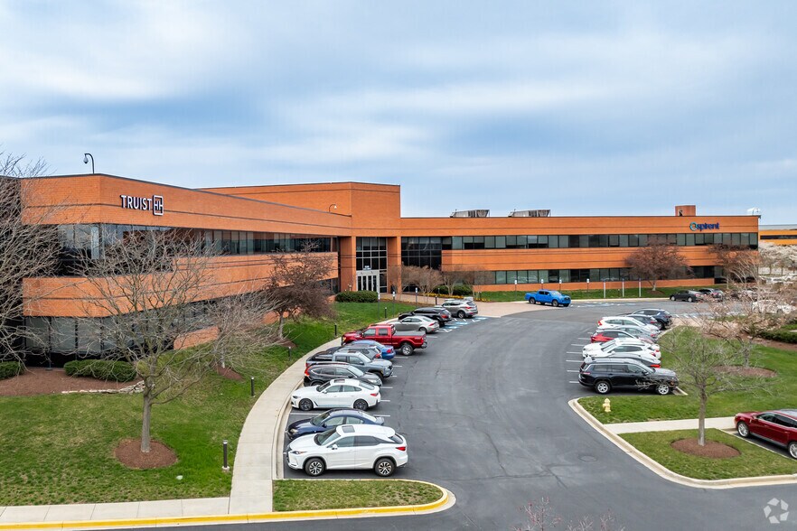 More Photos Of 5280 Corporate Dr, Frederick Office For Lease